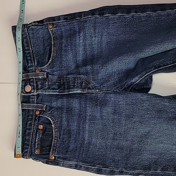 Levi's Premium Wedgie Straight Leg Jeans/ 24. - Picture 8 of 12